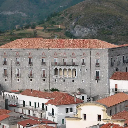 Montesanto 116 Appartamento *